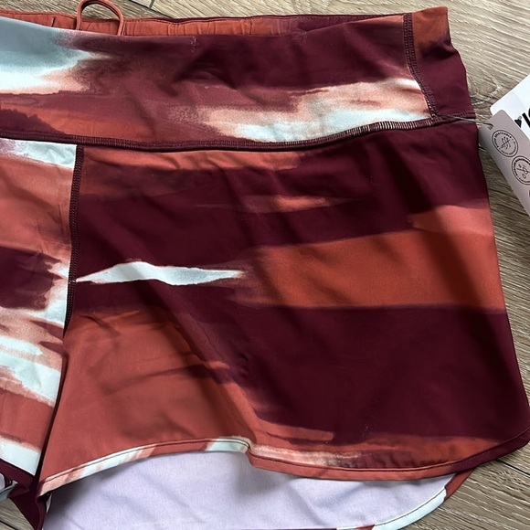 Smartwool Women's Active Lined Shorts Horizon Print New - Picture 5 of 13